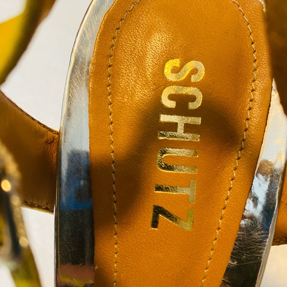 Almost Brand New Brazilian Leather Heels By SHULTZ - Size 10 B - box 2 - Picture 5 of 8